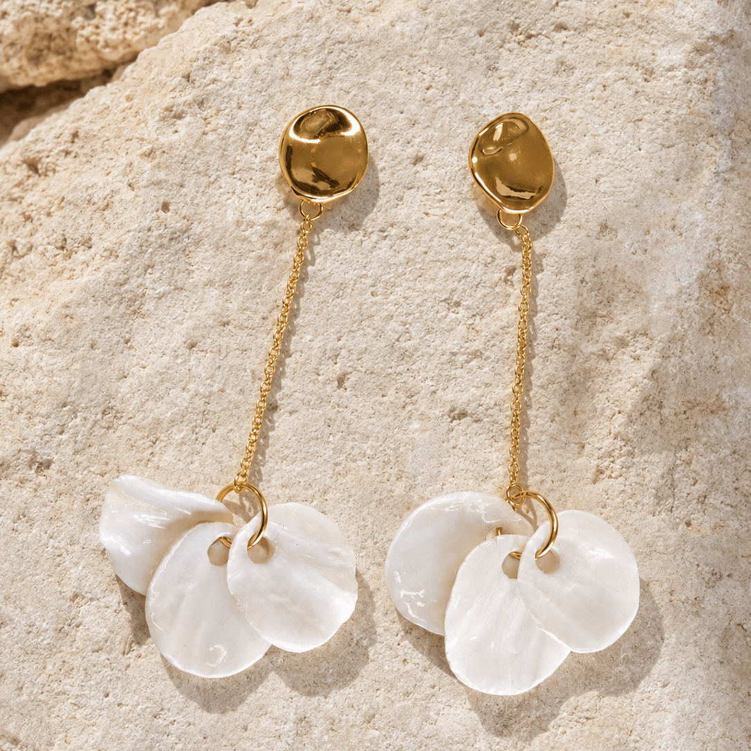 LISA EARRINGS