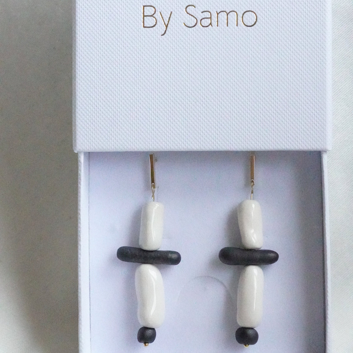 MILA EARRING