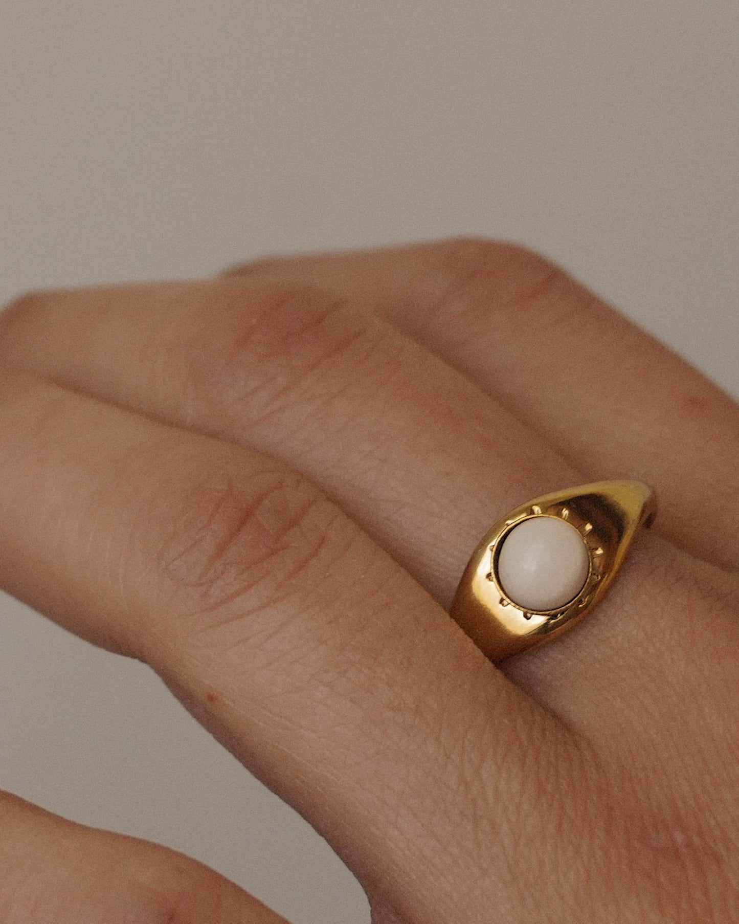 SOLE RING
