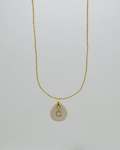 COLLAR MAIKA CON INICIAL